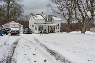 162 Conestoga Rd, Penn Hills, PA 15235