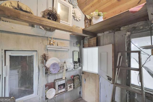 219 Raven Cliff Road, Talking Rock, GA 30175