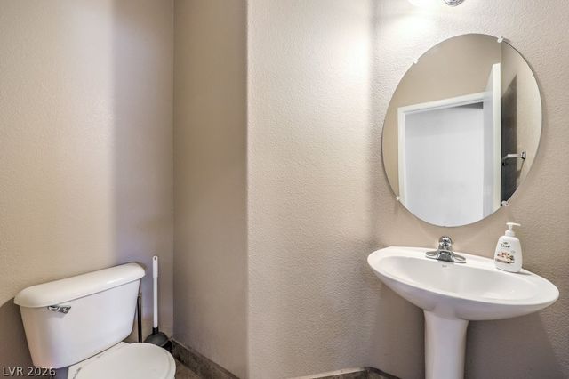 5663 Artesia Lake Court, Las Vegas, NV 89118
