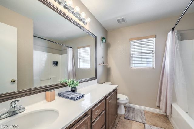 5663 Artesia Lake Court, Las Vegas, NV 89118