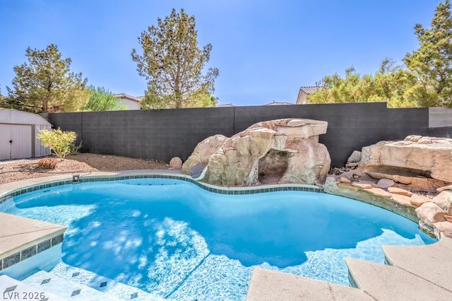 5663 Artesia Lake Court, Las Vegas, NV 89118
