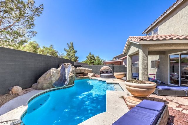 5663 Artesia Lake Court, Las Vegas, NV 89118