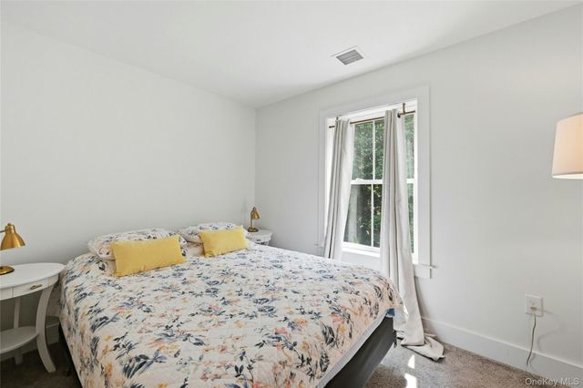 13595 Soundview Avenue, Southold, NY 11971