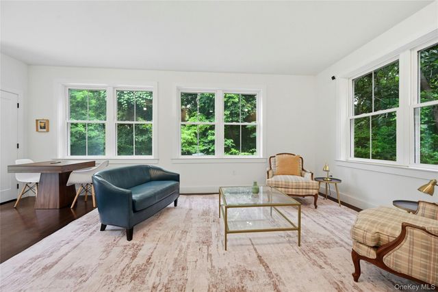 13595 Soundview Avenue, Southold, NY 11971