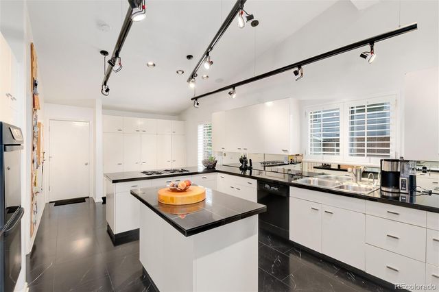 2601 S Quebec Street 10, Denver, CO 80231