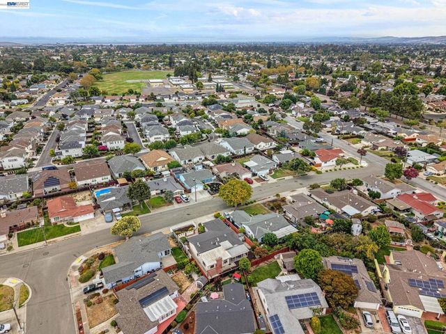 5470 Fernwood Dr, Newark, CA 94560