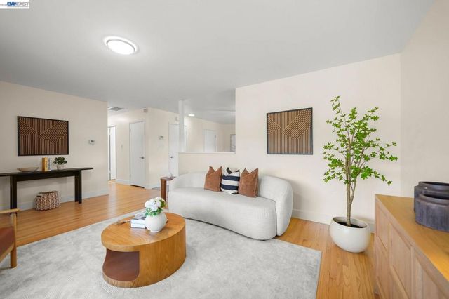 5470 Fernwood Dr, Newark, CA 94560