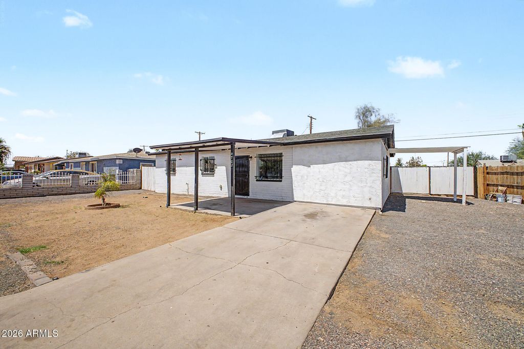 4702 S 36TH Drive, Phoenix, AZ 85041