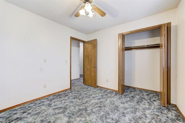 2301 S Manor Road, Yukon, OK 73099