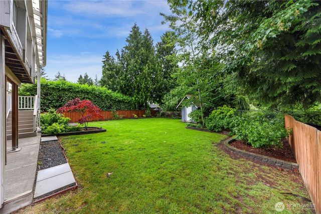 11126 159th Avenue NE, Redmond, WA 98052