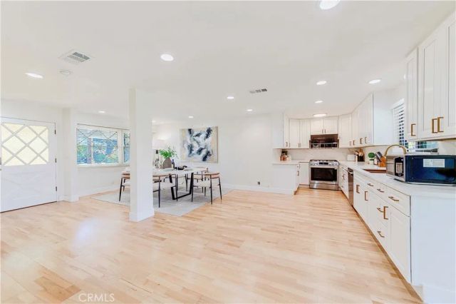 2215 El Monte Avenue, Arcadia, CA 91007