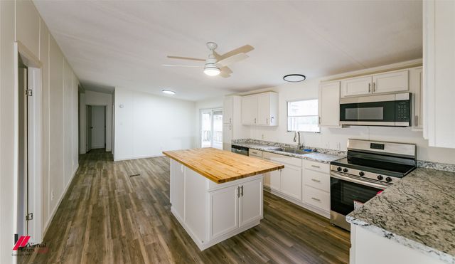 4947 Quiet Acres Road, Shreveport, LA 71107