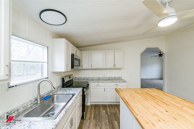 4947 Quiet Acres Road, Shreveport, LA 71107