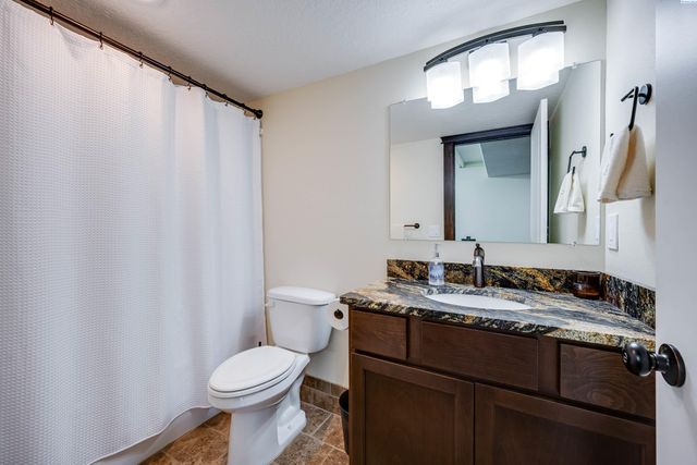 810 SW Windy Point Court, Pullman, WA 99163