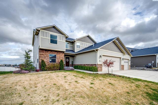 810 SW Windy Point Court, Pullman, WA 99163