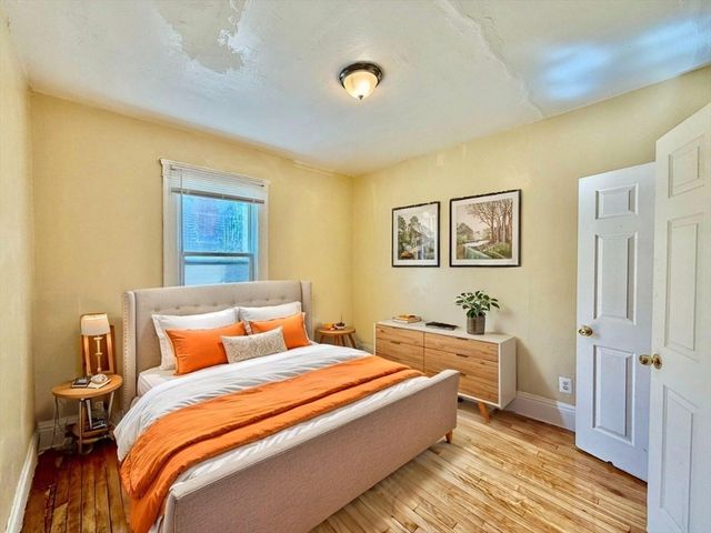 2 Shirley St 2, Worcester, MA 01610