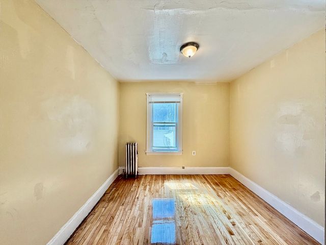 2 Shirley St 2, Worcester, MA 01610