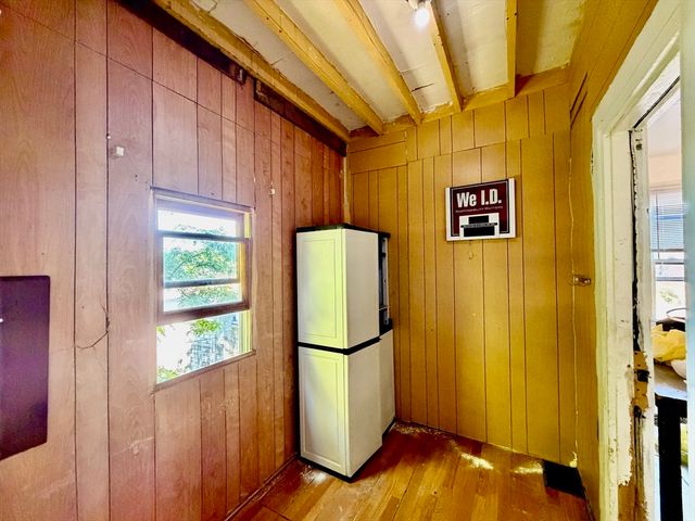 2 Shirley St 2, Worcester, MA 01610