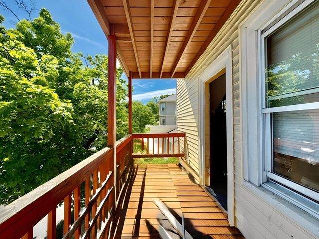 2 Shirley St 2, Worcester, MA 01610