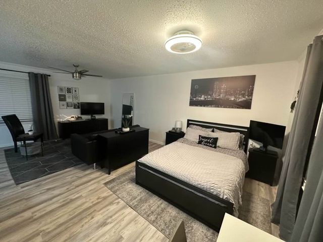 5036 N Hall Street, Dallas, TX 75235