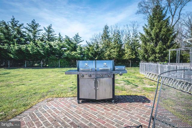 668 CRAWFORD RD, Cape May, NJ 08204