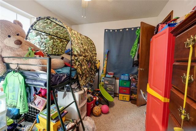 930 S Leslie Street, Independence, MO 64050