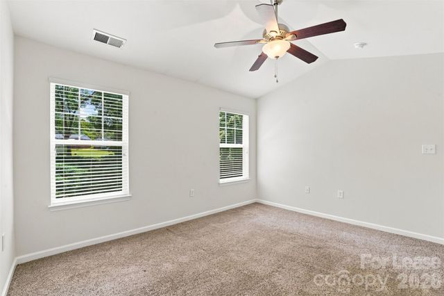 345 Doughton Lane, Charlotte, NC 28217