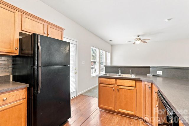 345 Doughton Lane, Charlotte, NC 28217
