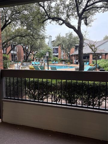 1720 Green Oaks Boulevard 104, Arlington, TX 76006