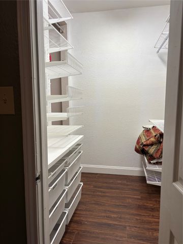 1720 Green Oaks Boulevard 104, Arlington, TX 76006