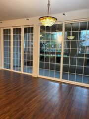 1720 Green Oaks Boulevard 104, Arlington, TX 76006