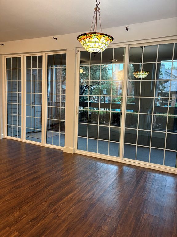 1720 Green Oaks Boulevard 104, Arlington, TX 76006