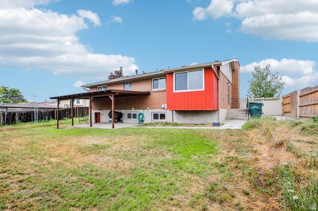 3302 W BLUE HAVEN DR, West Valley City, UT 84119