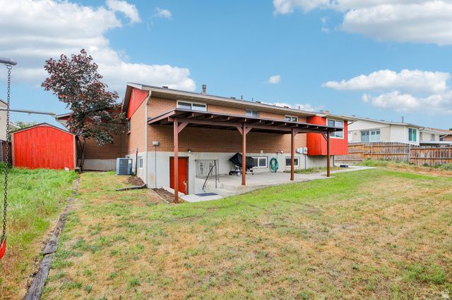 3302 W BLUE HAVEN DR, West Valley City, UT 84119