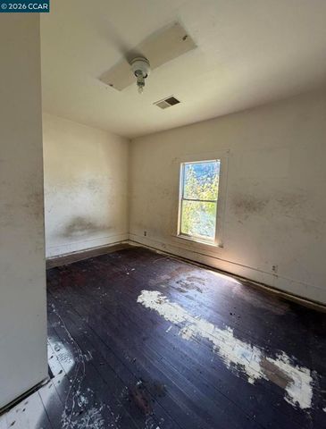 604 Berrellesa St, Martinez, CA 94553