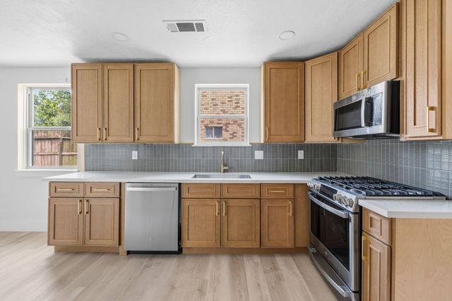 5927 Beaudry Drive, Houston, TX 77035