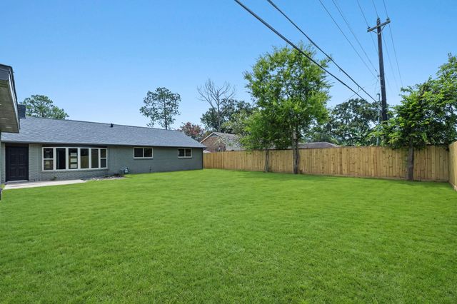 5927 Beaudry Drive, Houston, TX 77035