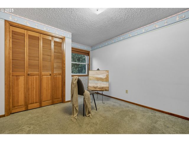 12401 Ne 22ND St, Vancouver, WA 98684