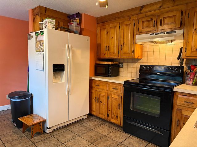 87 Clay Hill Road, Claremont, NH 03745