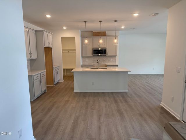 2105 Ken Drive 102, Fuquay Varina, NC 27526