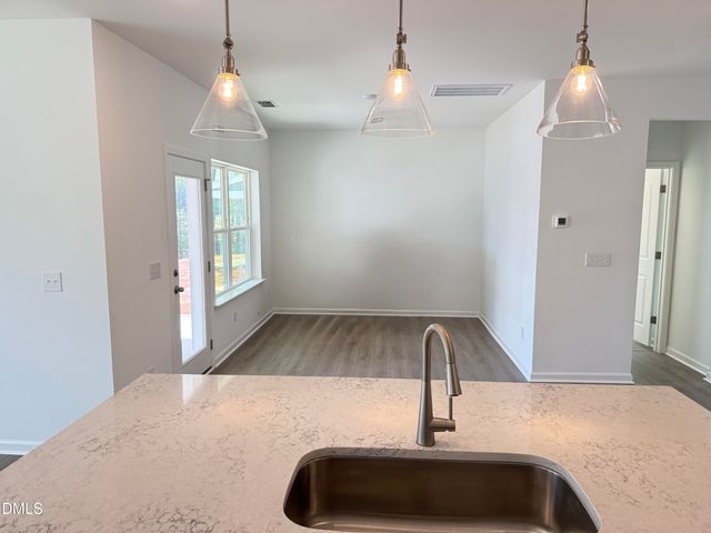 2105 Ken Drive 102, Fuquay Varina, NC 27526