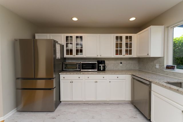 1646 Abbey Court, Mount Pleasant, MI 48858