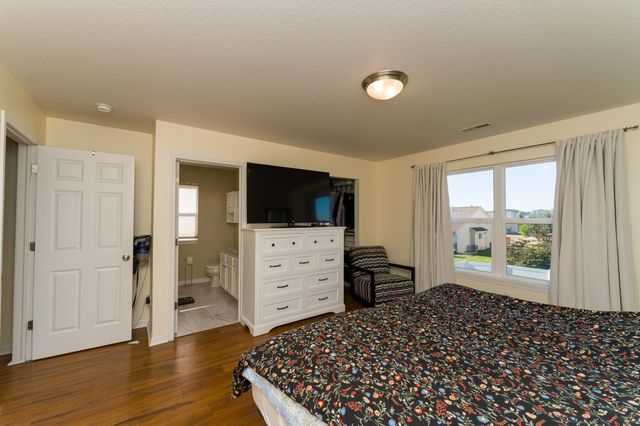 1646 Abbey Court, Mount Pleasant, MI 48858