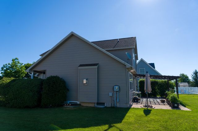 1646 Abbey Court, Mount Pleasant, MI 48858