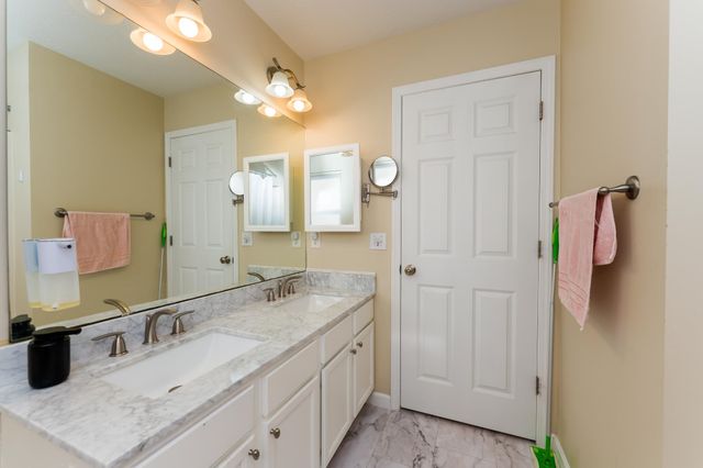 1646 Abbey Court, Mount Pleasant, MI 48858