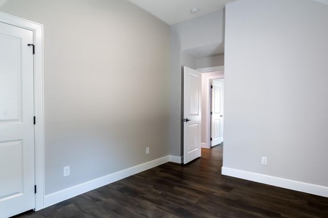 1458 River Oaks Drive, Huntsville, TX 77340