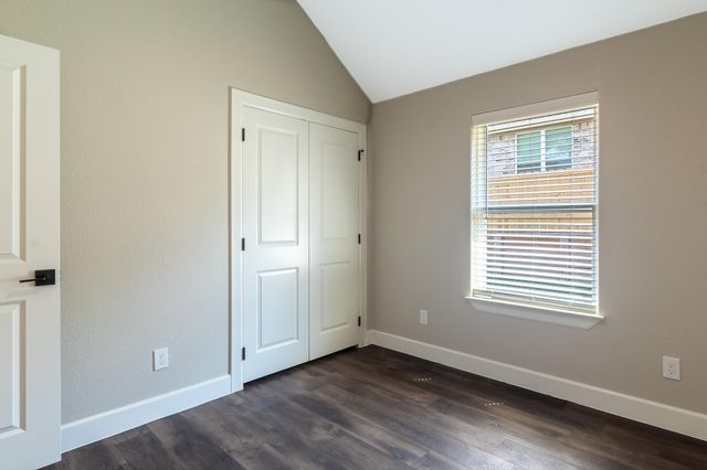 1458 River Oaks Drive, Huntsville, TX 77340