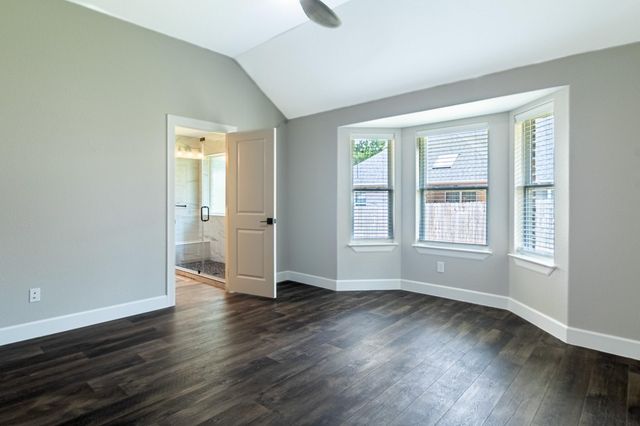 1458 River Oaks Drive, Huntsville, TX 77340