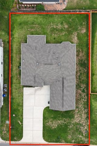 1458 River Oaks Drive, Huntsville, TX 77340