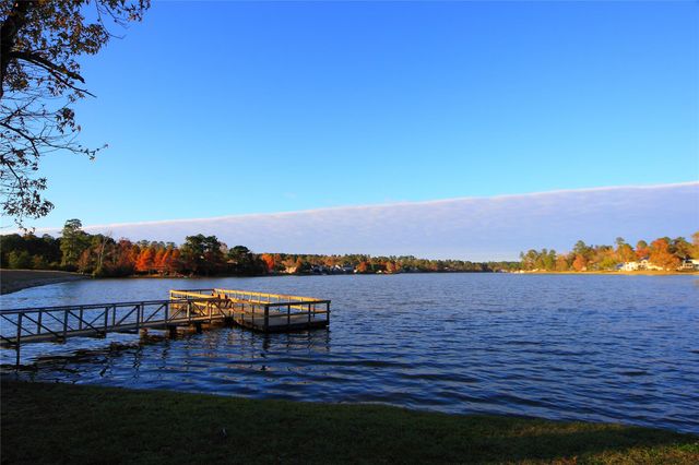 1458 River Oaks Drive, Huntsville, TX 77340